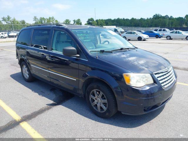  Salvage Chrysler Town & Country