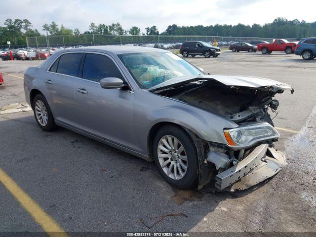  Salvage Chrysler 300