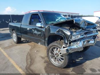  Salvage Chevrolet C1500