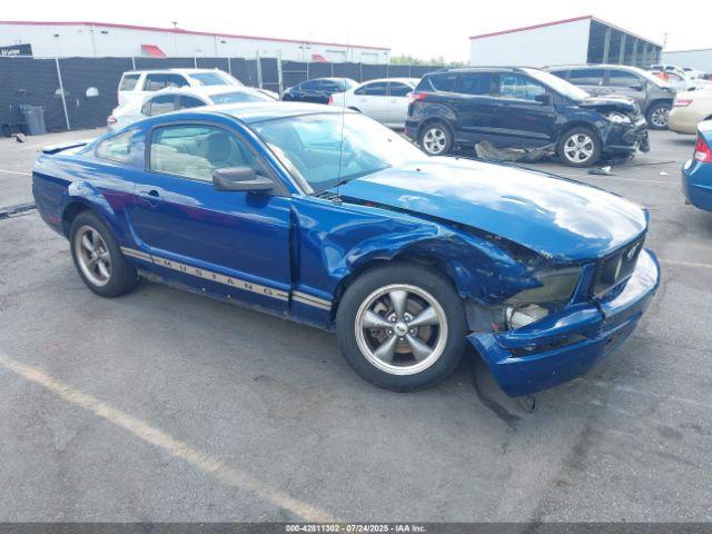  Salvage Ford Mustang