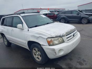  Salvage Toyota Highlander