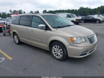  Salvage Chrysler Town & Country