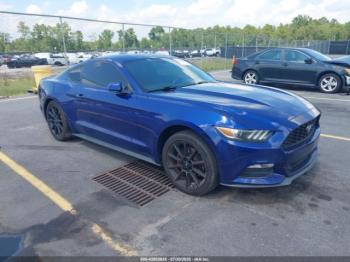  Salvage Ford Mustang