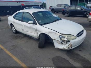  Salvage Ford Taurus