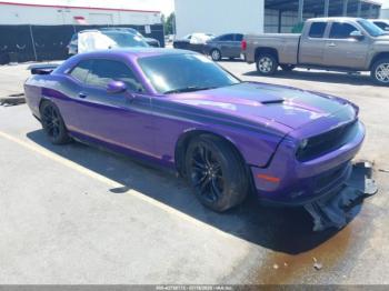  Salvage Dodge Challenger