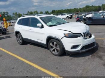  Salvage Jeep Cherokee