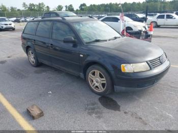  Salvage Volkswagen Passat