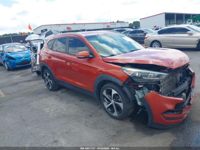  Salvage Hyundai TUCSON