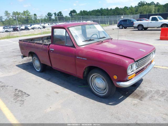  Salvage Datsun L521