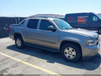  Salvage Chevrolet Avalanche 1500