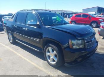  Salvage Chevrolet Avalanche 1500