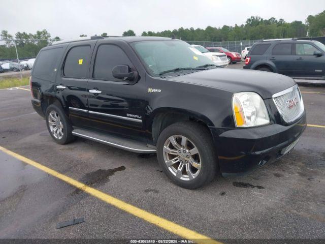  Salvage GMC Yukon