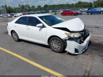  Salvage Toyota Camry