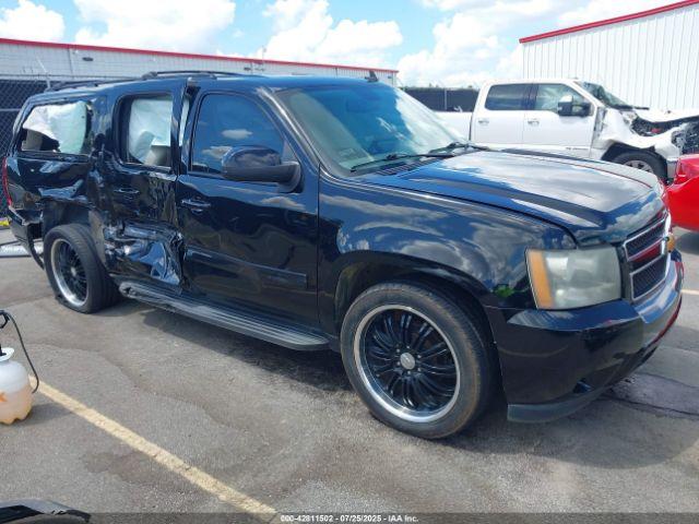  Salvage Chevrolet Suburban 1500