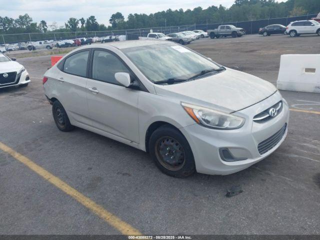  Salvage Hyundai ACCENT