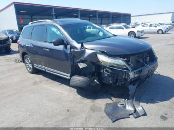  Salvage Nissan Pathfinder