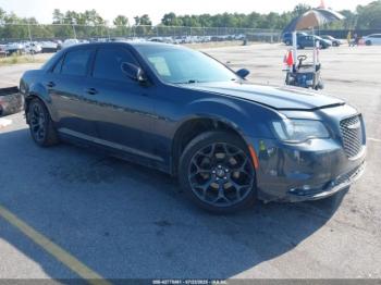  Salvage Chrysler 300