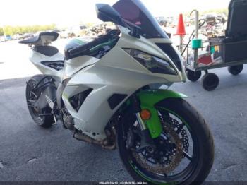  Salvage Kawasaki Zx636