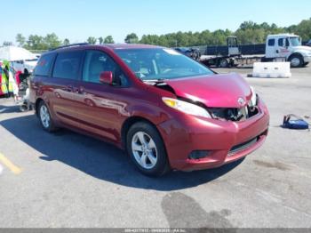  Salvage Toyota Sienna