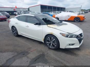  Salvage Nissan Maxima