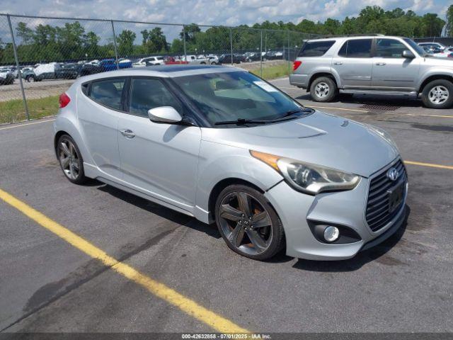  Salvage Hyundai VELOSTER