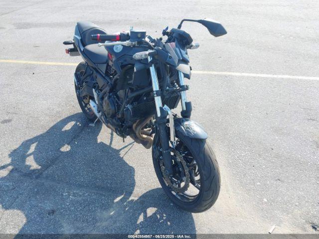  Salvage Kawasaki Er650