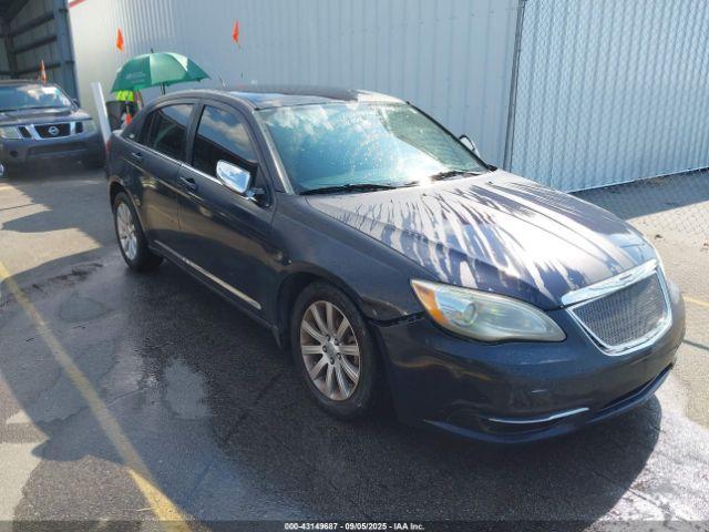  Salvage Chrysler 200