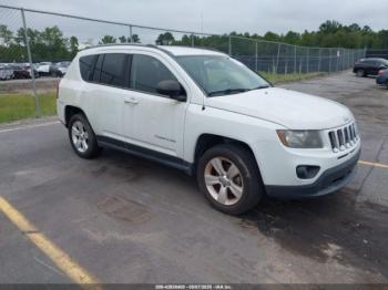  Salvage Jeep Compass
