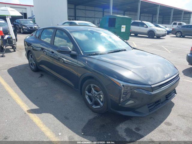 Salvage Kia K4