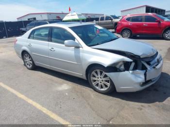  Salvage Toyota Avalon