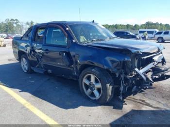  Salvage Chevrolet Avalanche 1500