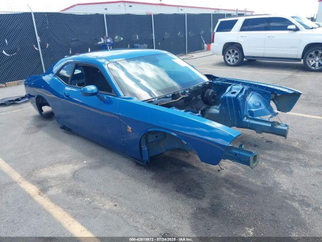  Salvage Dodge Challenger