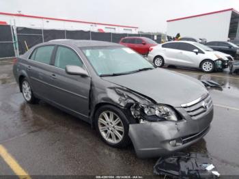  Salvage Toyota Avalon