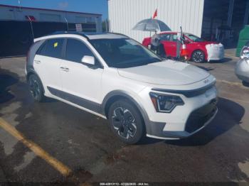  Salvage Kia Niro