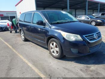  Salvage Volkswagen Routan