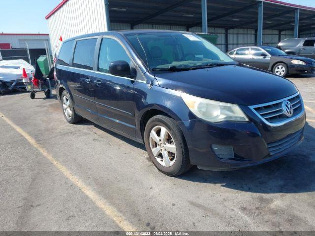  Salvage Volkswagen Routan