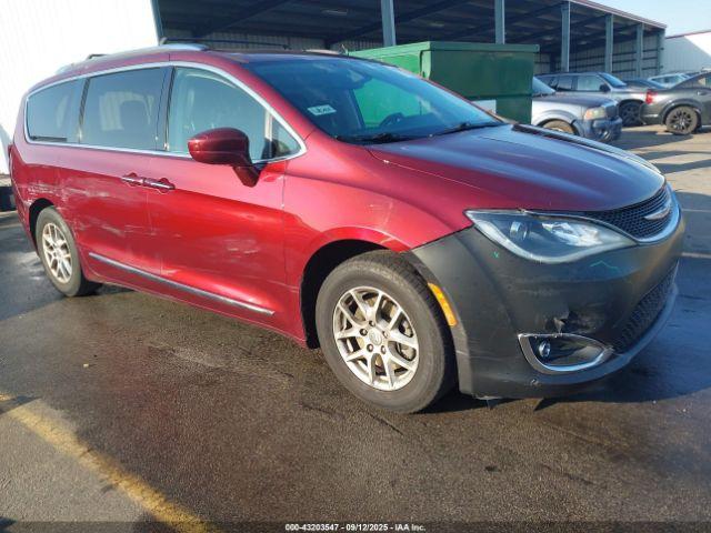  Salvage Chrysler Pacifica