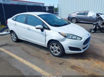  Salvage Ford Fiesta