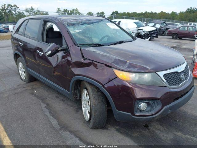  Salvage Kia Sorento