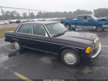  Salvage Mercedes-Benz 240