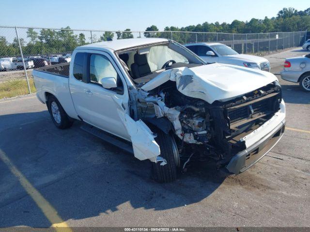  Salvage Nissan Frontier
