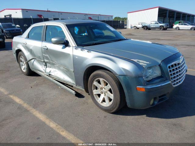  Salvage Chrysler 300