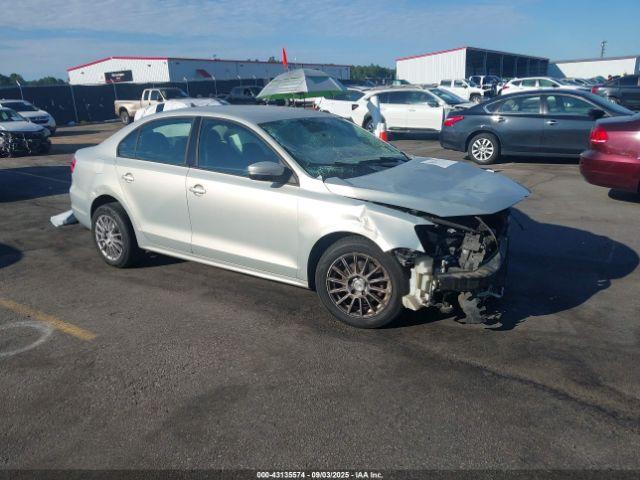 Salvage Volkswagen Jetta