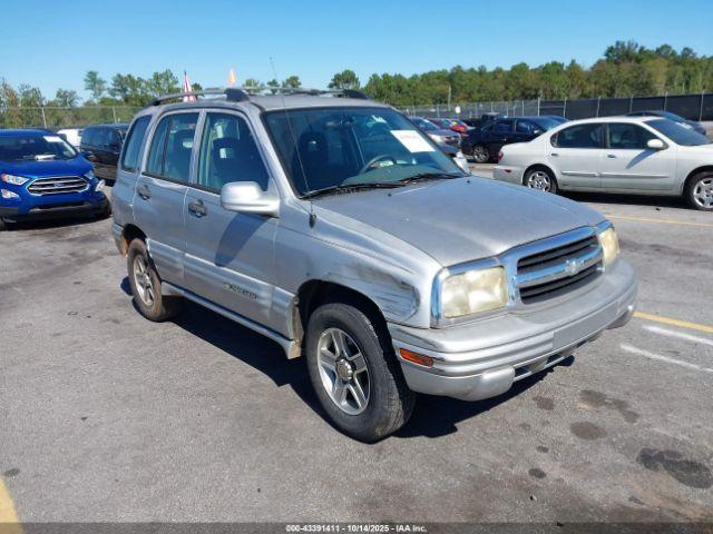  Salvage Chevrolet Tracker