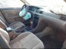 Toyota Camry Le Image 6