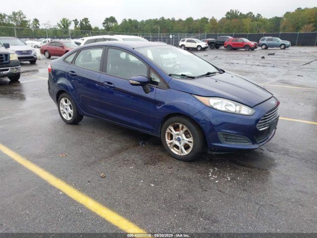  Salvage Ford Fiesta