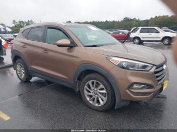  Salvage Hyundai TUCSON