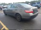 Toyota Camry Le Image 2