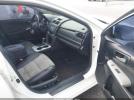 Toyota Camry Se Image 6
