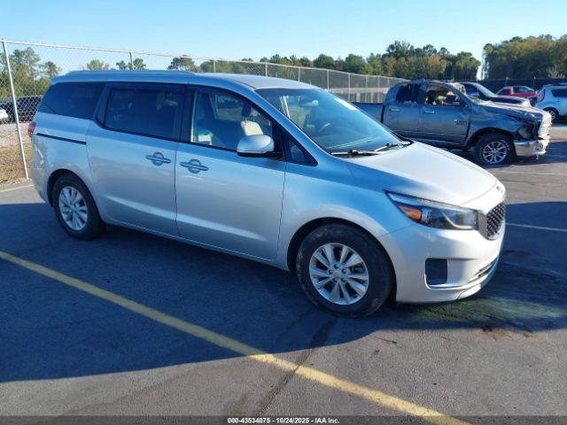  Salvage Kia Sedona